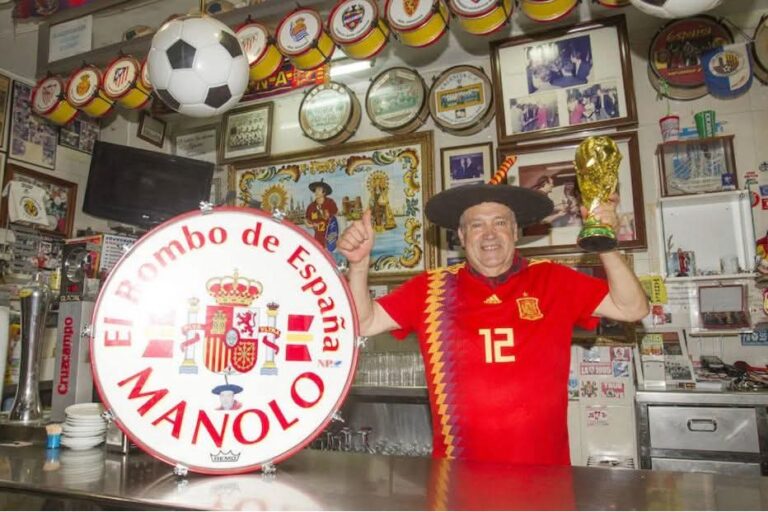 MANOLO EL DEL BOMBO